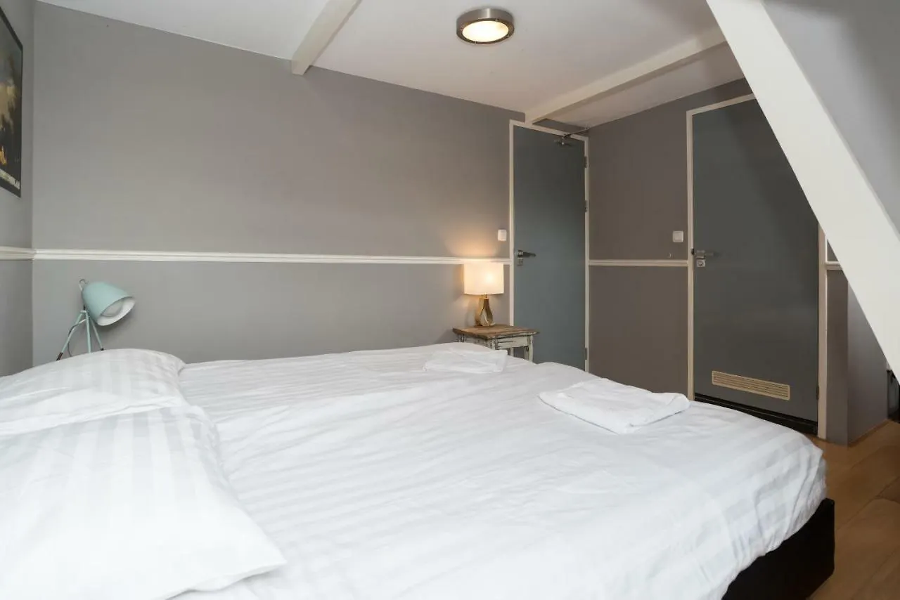 Westerpark Suites Amsterdam 2*,